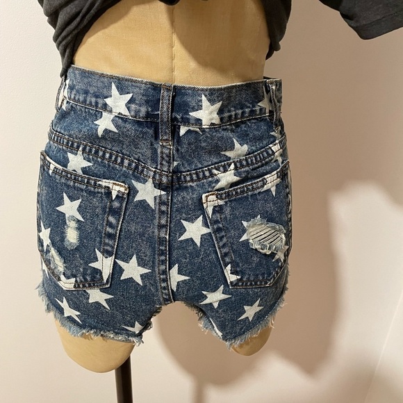 Americana Star Jean Shorts Freestyle Denim fray 1 Distressed Y2K 00s July Casual - Picture 3 of 13